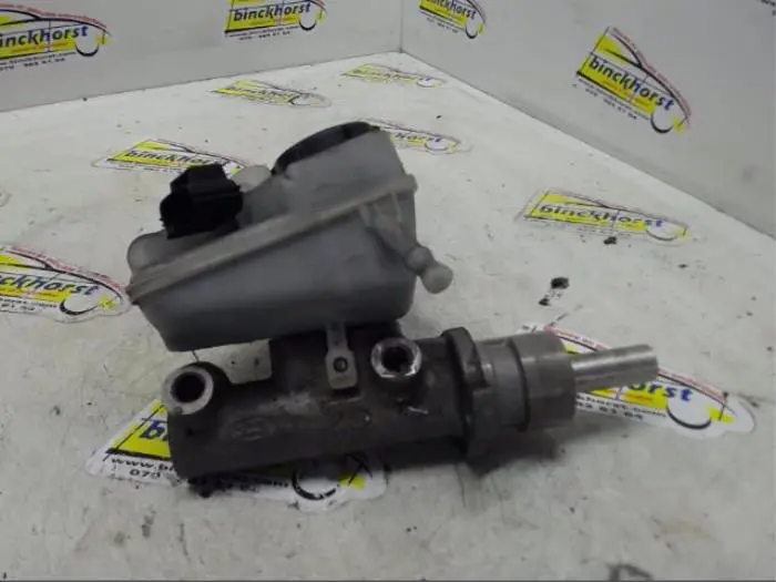 Master cylinder Ford Mondeo