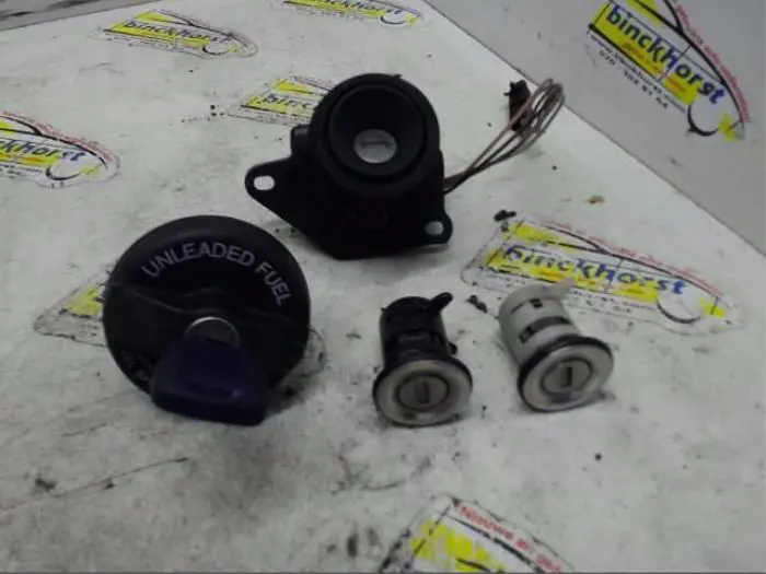 Set of cylinder locks (complete) Fiat Punto