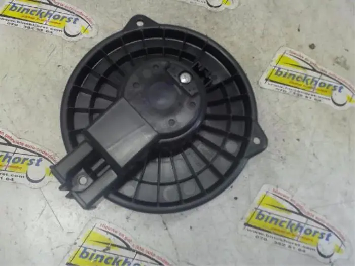 Heating and ventilation fan motor Daihatsu Sirion