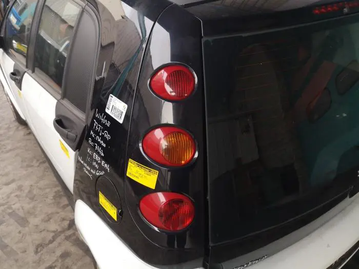 Taillight, left Smart Forfour
