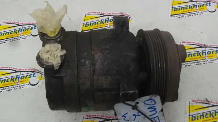 Air conditioning pump Opel Omega
