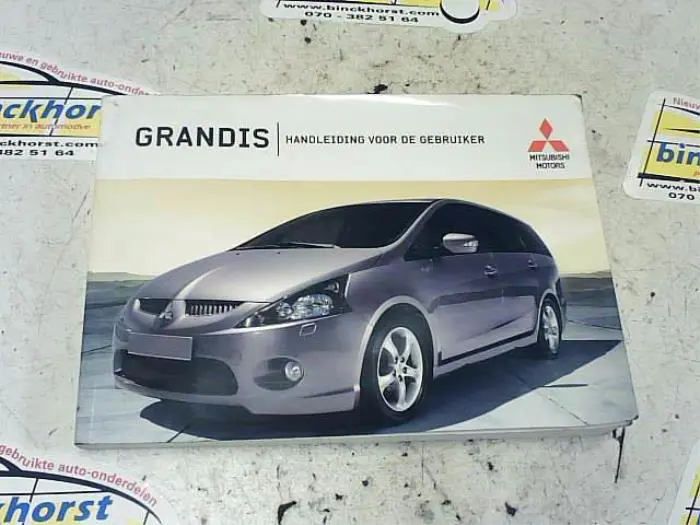 Instruction Booklet Mitsubishi Grandis