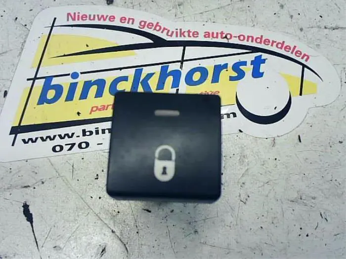 Central locking switch Peugeot Partner
