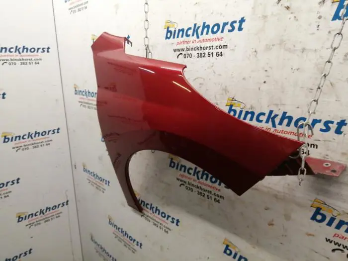 Front wing, right Peugeot 207