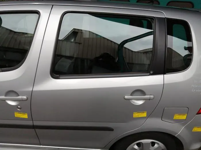 Rear door 4-door, left Daihatsu Young RV