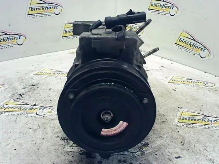 Air conditioning pump Chrysler Voyager