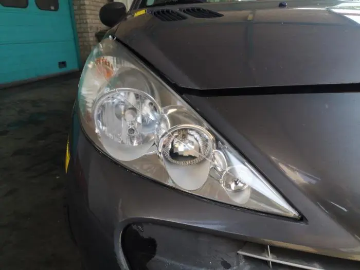 Headlight, right Peugeot 206 PLUS
