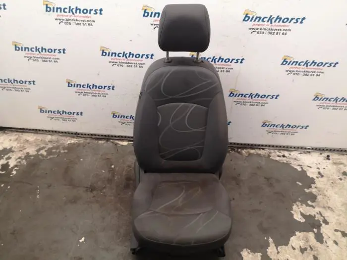 Seat, right Chevrolet Spark