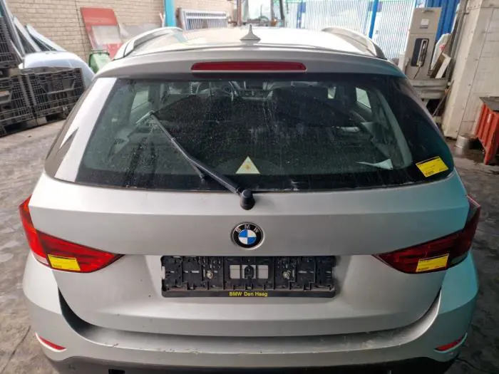 Tailgate BMW X1
