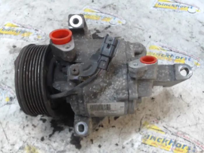 Air conditioning pump Smart Forfour