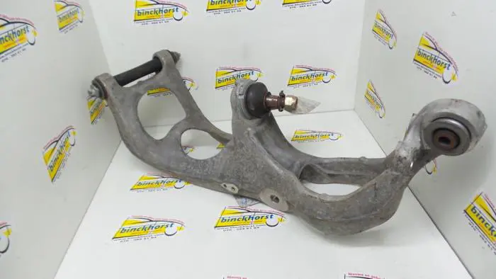 Front upper wishbone, right Peugeot 407