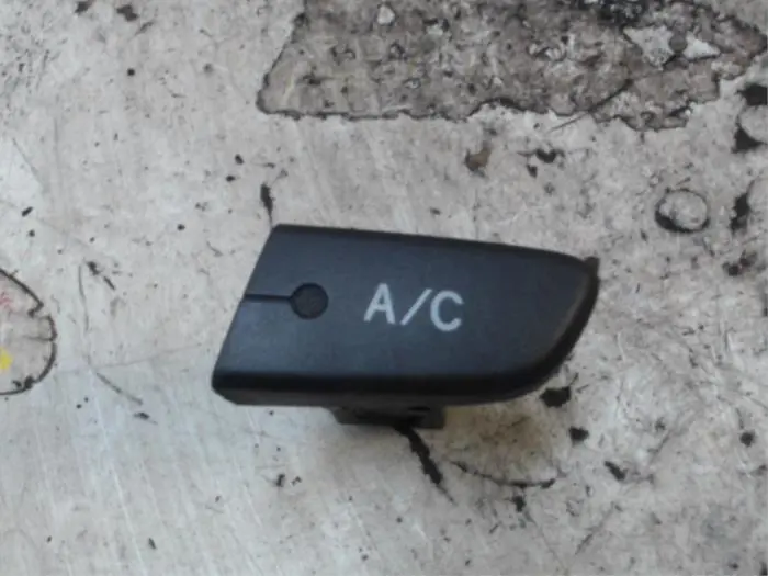 Air conditioning switch Peugeot 107