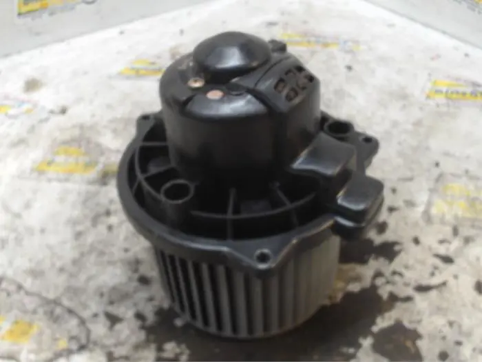 Heating and ventilation fan motor Daihatsu Young RV