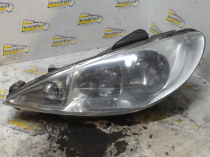 Headlight, left Peugeot 206