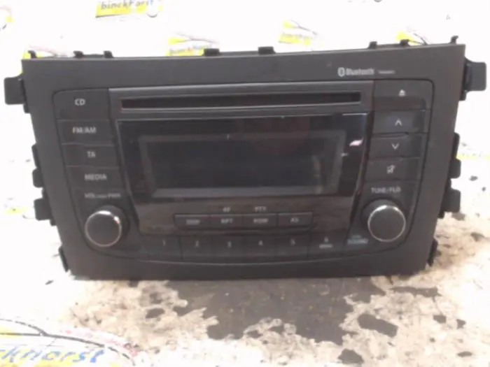 Radio CD player Suzuki Celerio