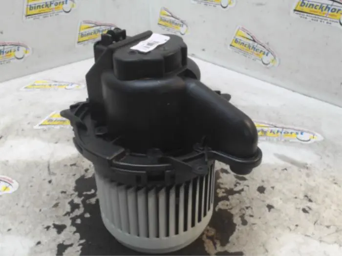 Heating and ventilation fan motor Dacia Sandero