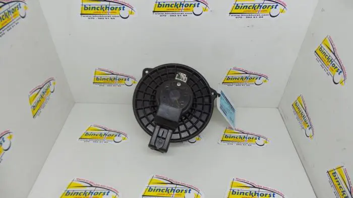 Heating and ventilation fan motor Mazda 6.