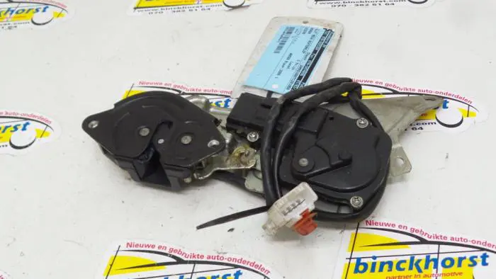 Tailgate lock mechanism Honda Legend