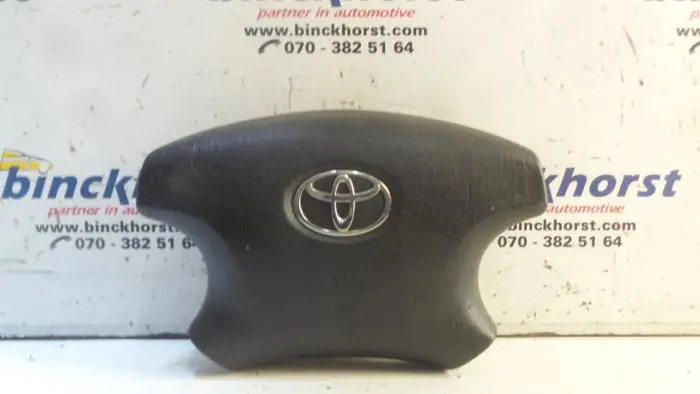 Left airbag (steering wheel) Toyota Avensis Verso