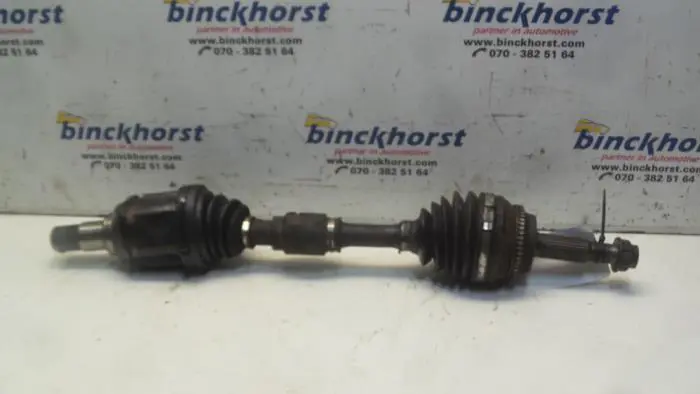 Front drive shaft, left Toyota Avensis Verso