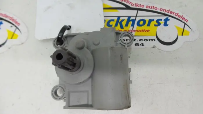 Heater valve motor Kia Soul