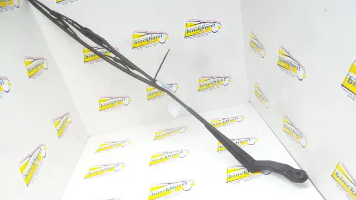 Front wiper arm Rover 45