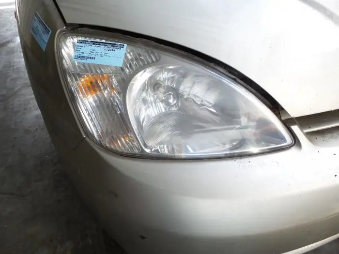 Headlight, right Toyota Prius