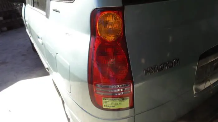 Taillight, left Hyundai Matrix