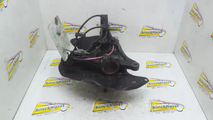 Knuckle, front right Subaru Legacy