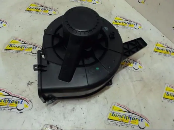 Heating and ventilation fan motor Skoda Fabia