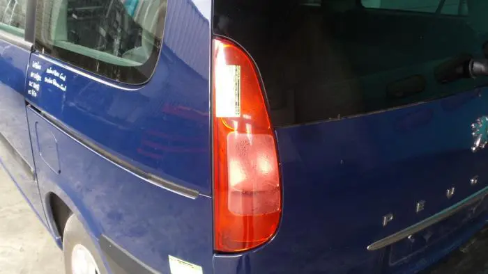 Taillight, left Peugeot 807