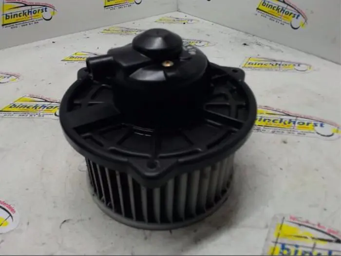 Heating and ventilation fan motor Suzuki Swift